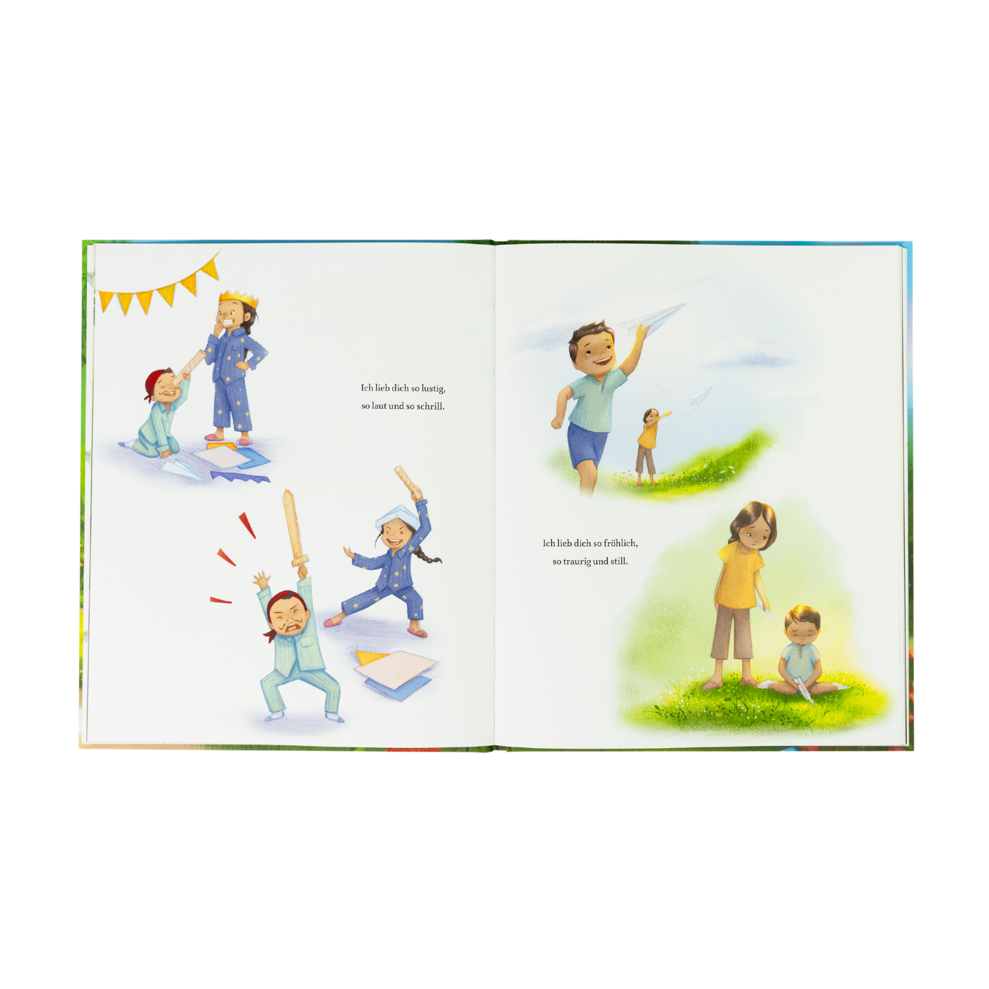 Das aufgeschlagene Bilderbuch "Wie ich dich liebe" von Andrea Beaty zeigt Kinder, die drinnen Papierflugzeuge basteln und sie draußen mit einem Erwachsenen fliegen lassen, vor einem hellen, fröhlichen Hintergrund.